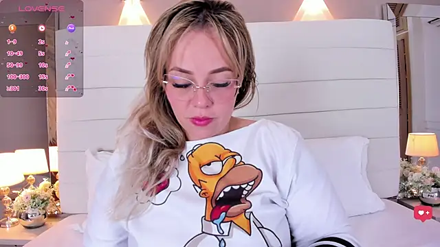 Snapshot of Charlotte93_ chatting on March 2025 11:44:02 AM Charlotte93 online show from March 2025 11:44:02 AM