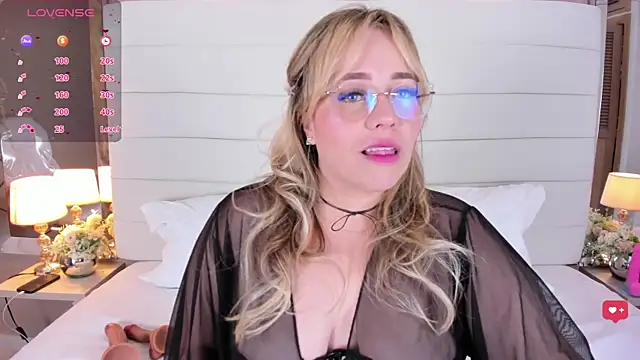 Snapshot of Charlotte93_ chatting on March 2025 02:34:02 PM Charlotte93 online show from March 2025 02:34:02 PM
