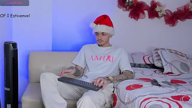 steve latin online show from December 2024 07:00:02 PM