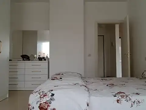 MadamIndigo online show from March 2026 09:18:02 AM