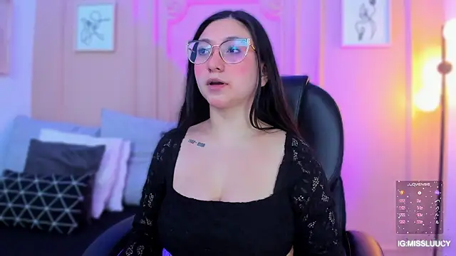 lucy neil online show from March 2026 02:39:01 AM