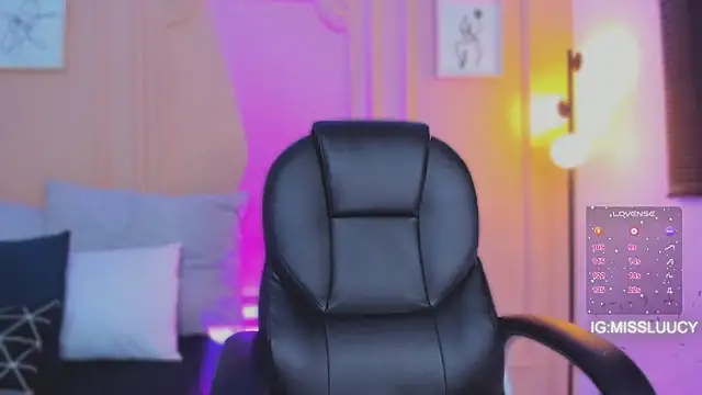 lucy neil online show from April 2026 04:08:02 AM