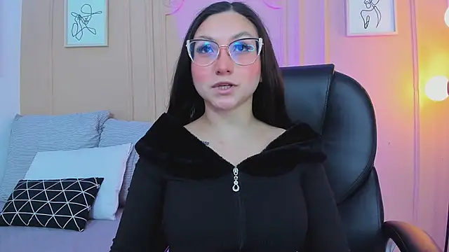 lucy neil online show from March 2026 02:33:02 AM