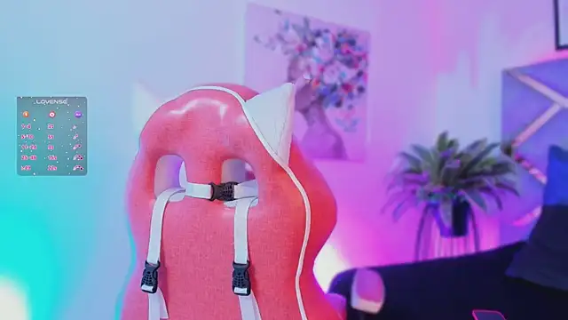 lucy neil online show from November 2025 02:38:02 AM