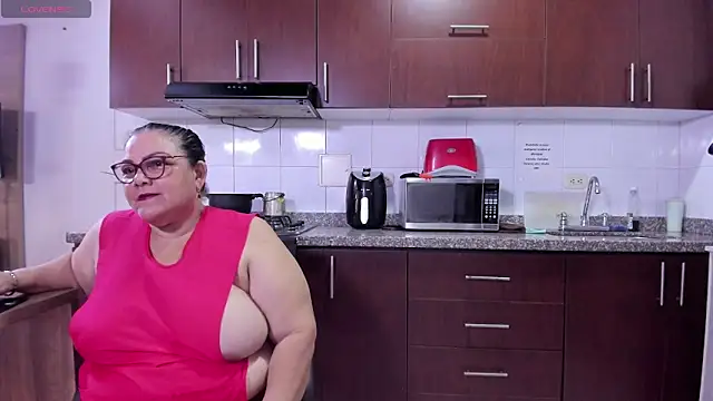 mommy cute online show from May 2026 08:51:01 PM