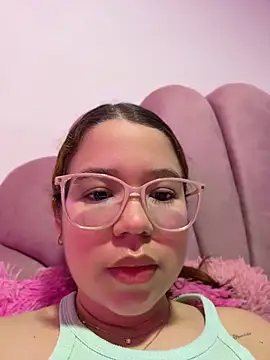 Snapshot of Lucyklein2022 chatting on July 2026 12:22:01 AM Lucyklein2022 online show from July 2026 12:22:01 AM