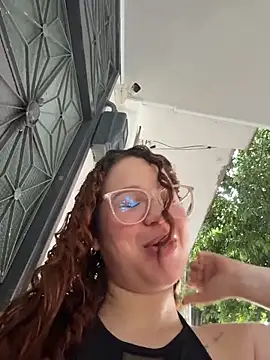 Lucyklein2022 online show from February 2026 05:44:02 PM