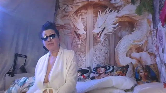 Snapshot of NightOrhideya chatting on February 2026 06:00:02 AM NightOrhideya online show from February 2026 06:00:02 AM