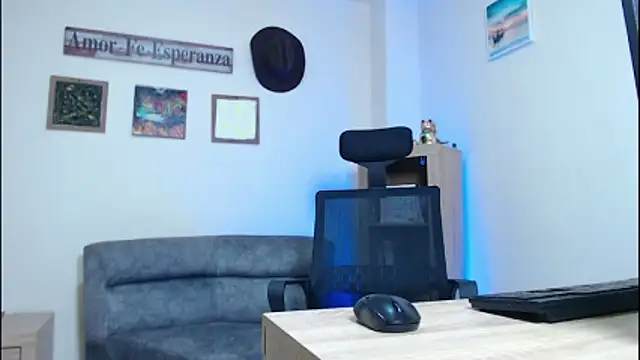 cowboyht online show from March 2026 03:18:01 AM