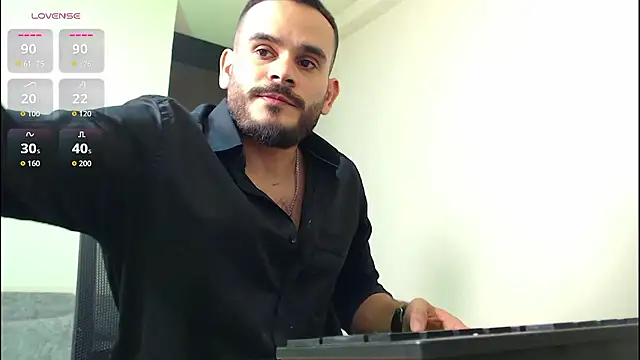 cowboyht online show from November 2025 10:20:02 PM