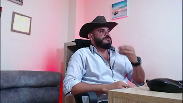 Snapshot of cowboyht chatting on May 2026 08:39:02 AM cowboyht online show from May 2026 08:39:02 AM