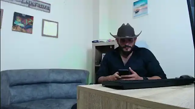 Snapshot of cowboyht chatting on May 2026 06:17:01 AM cowboyht online show from May 2026 06:17:01 AM