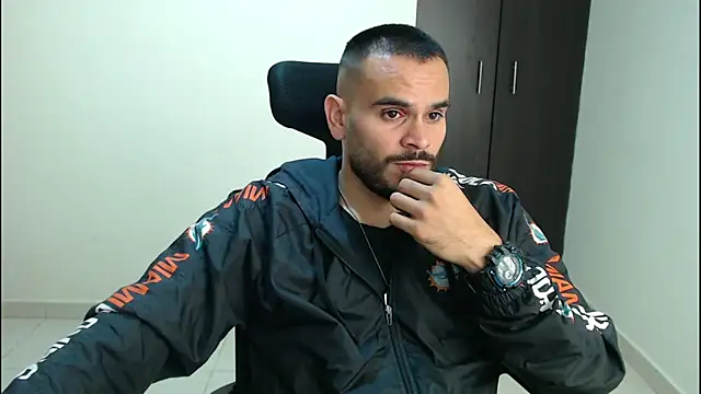 Snapshot of cowboyht chatting on November 2025 09:07:01 PM cowboyht online show from November 2025 09:07:01 PM