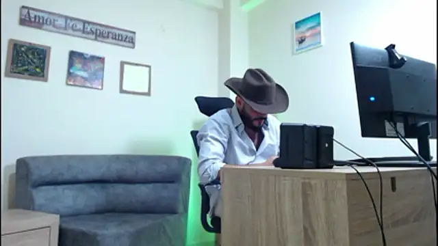 cowboyht online show from April 2026 02:31:01 PM