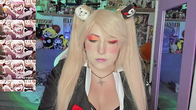 Snapshot of candyy_new chatting on April 2026 09:32:01 AM candyy new online show from April 2026 09:32:01 AM