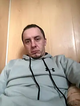 Snapshot of Fenix25f chatting on November 2025 08:14:02 AM Fenix25f online show from November 2025 08:14:02 AM