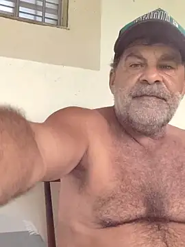 Peludo173317 online show from February 2026 06:31:01 PM