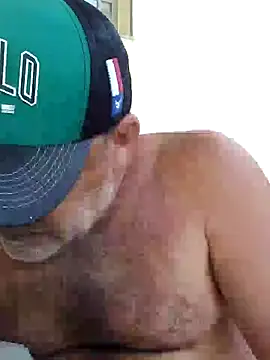 Peludo173317 online show from November 2025 06:57:02 PM