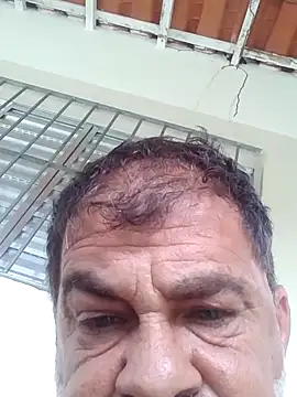 Peludo173317 online show from December 2025 06:34:02 PM