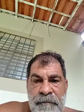 Peludo173317 online show from April 2026 06:42:02 PM