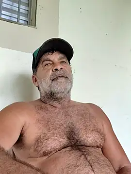 Peludo173317 online show from February 2026 06:30:01 PM