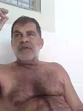 Peludo173317 online show from October 2025 01:32:02 PM