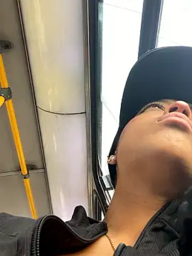 vaness weet online show from January 2026 08:38:02 PM