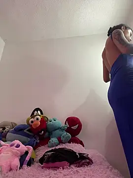 vaness weet online show from December 2025 12:22:02 PM