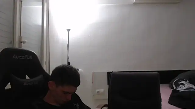 OnlySolovicio online show from October 2025 07:57:02 PM