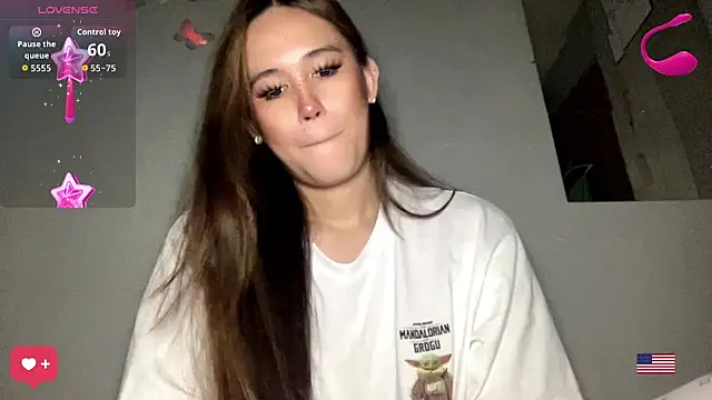 Snapshot of MeganTheRarest chatting on June 2026 05:24:02 AM MeganTheRarest online show from June 2026 05:24:02 AM