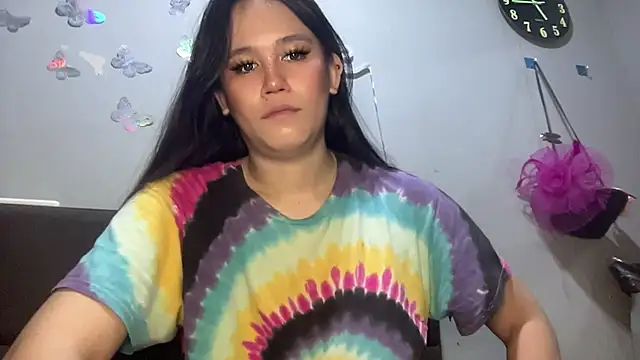 MeganTheRarest online show from November 2025 04:00:02 PM