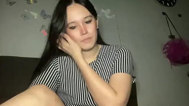 MeganTheRarest online show from November 2025 01:37:01 PM