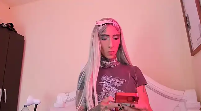 drippyorlovee online show from January 2025 02:04:01 PM