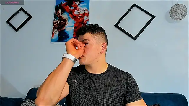 Leonsmoron online show from November 2025 12:36:01 AM