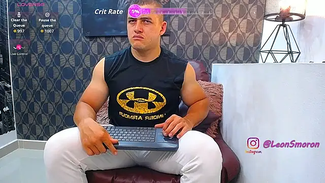 Leonsmoron online show from April 2026 03:42:02 AM