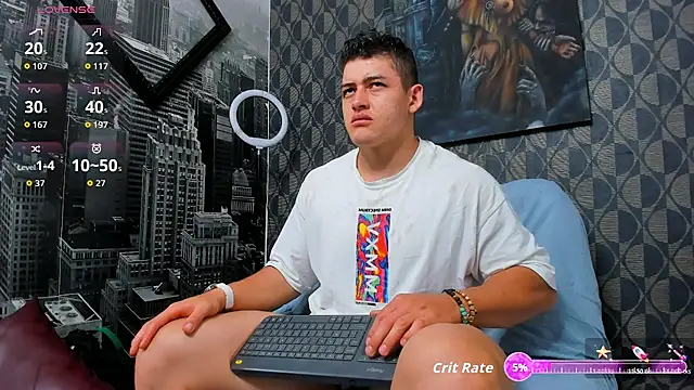 Leonsmoron online show from November 2025 01:31:01 AM