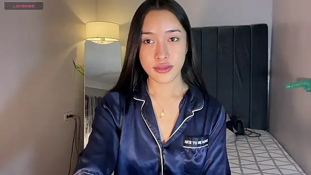 wiggle nibble online show from December 2025 06:45:01 PM