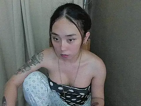 MissAyaCollins online show from November 2025 06:40:02 AM