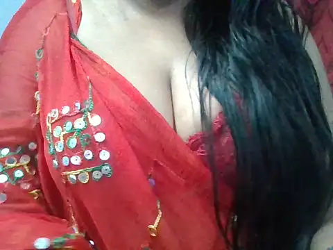 Snapshot of Roopshikha39 chatting on December 2024 09:43:02 PM Roopshikha39 online show from December 2024 09:43:02 PM