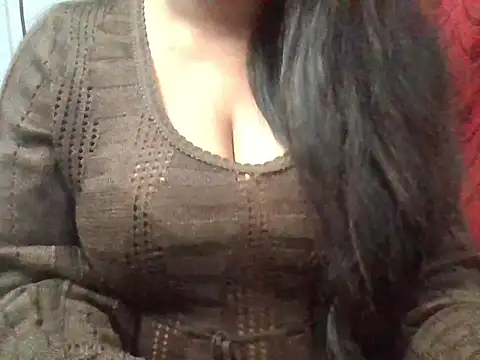 Snapshot of Roopshikha39 chatting on December 2024 07:05:02 PM Roopshikha39 online show from December 2024 07:05:02 PM