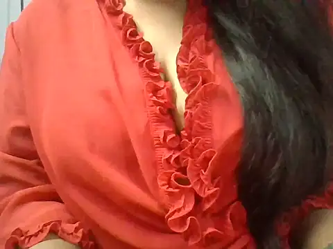 Snapshot of Roopshikha39 chatting on December 2024 07:18:02 PM Roopshikha39 online show from December 2024 07:18:02 PM