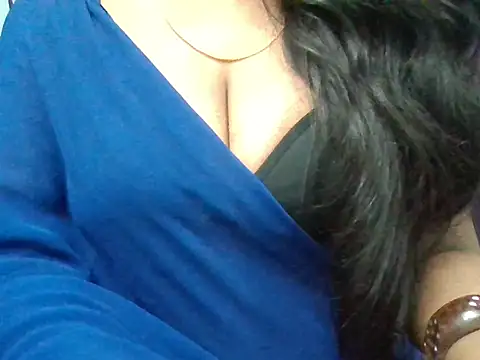 Snapshot of Roopshikha39 chatting on October 2025 07:15:01 PM Roopshikha39 online show from October 2025 07:15:01 PM