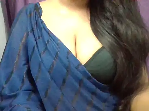 Snapshot of Roopshikha39 chatting on July 2026 07:36:01 PM Roopshikha39 online show from July 2026 07:36:01 PM