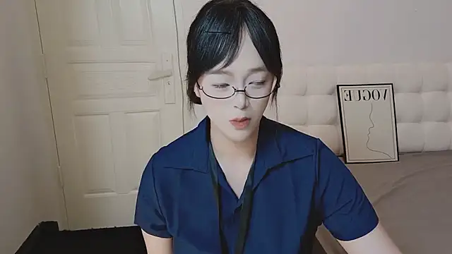 Snapshot of QiuPeiPeimmm chatting on November 2025 04:05:02 AM QiuPeiPeimmm online show from November 2025 04:05:02 AM