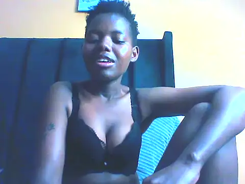 Snapshot of hulkandbarbra chatting on July 2026 12:11:02 PM hulkandbarbra online show from July 2026 12:11:02 PM