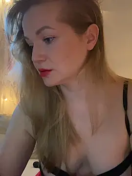 Lady  Maria online show from February 2026 04:48:02 PM