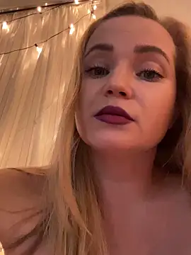 Snapshot of Lady__Maria chatting on March 2025 04:57:02 PM Lady Maria online show from March 2025 04:57:02 PM