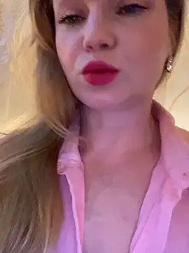 Snapshot of Lady__Maria chatting on October 2025 03:53:01 PM Lady Maria online show from October 2025 03:53:01 PM