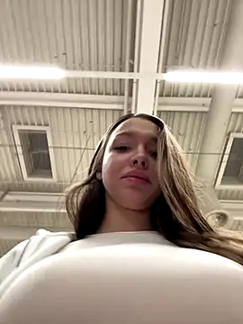 Snapshot of barbiehumpxxx chatting on November 2025 11:49:02 PM barbiehumpxxx online show from November 2025 11:49:02 PM