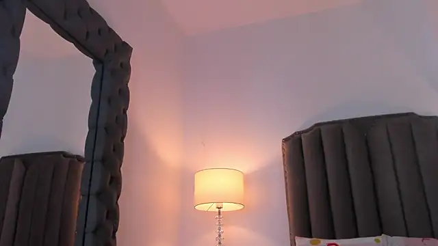 Emma Torres   online show from March 2026 12:03:02 PM